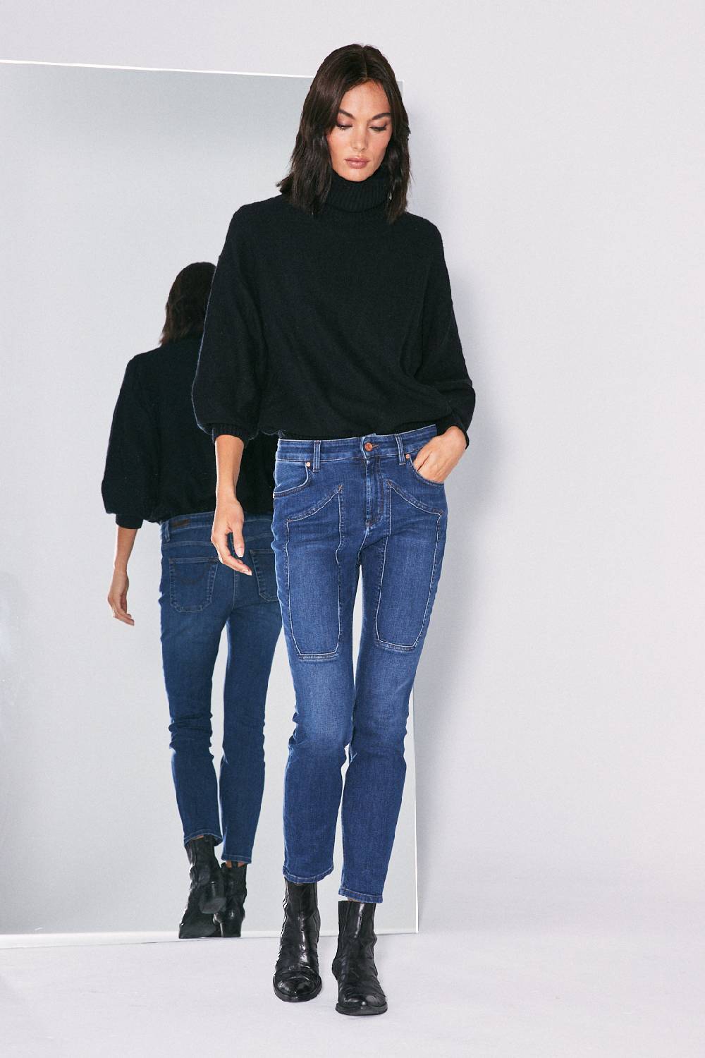Jeckerson 5 tasche skinny con toppa in denim blu scuro Hotsell