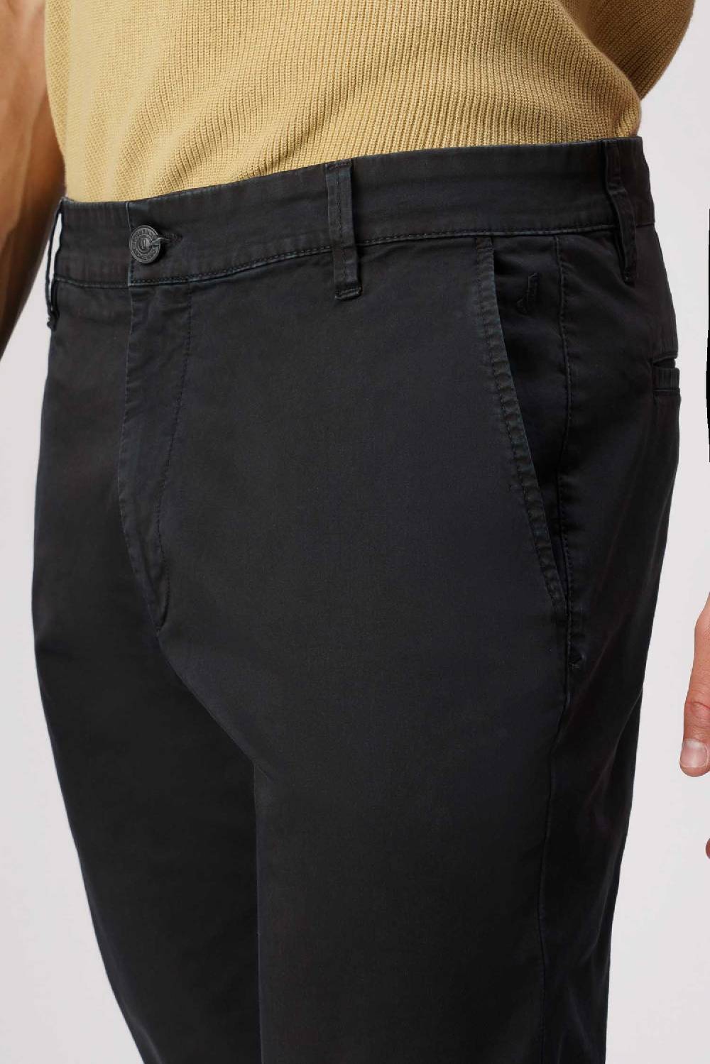 Jeckerson Jack- Pantalone chino con tasca americana in armatura raso nero Negozio