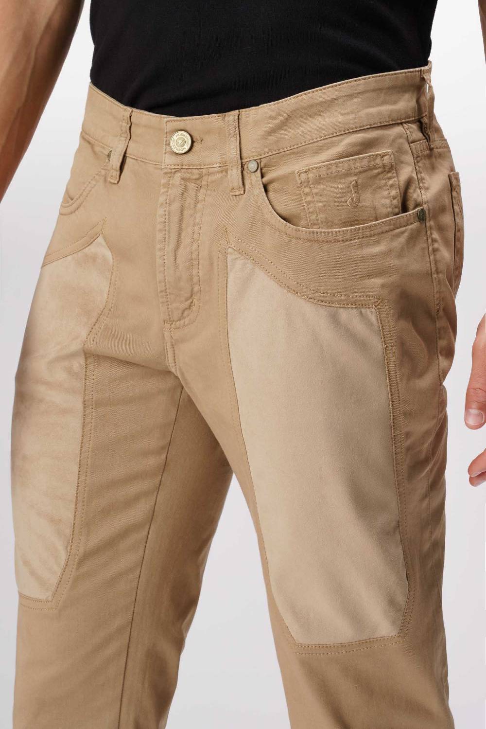 Jeckerson John - Pantalone 5 tasche con toppa in alcantara beige scuro Sottocosto