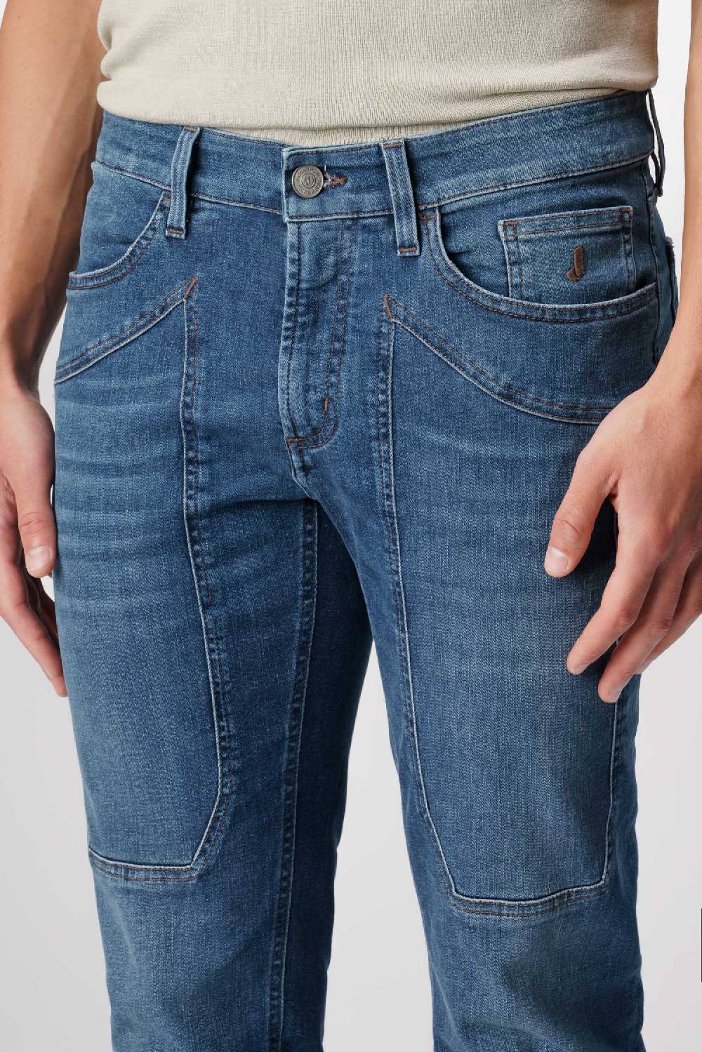 Jeckerson John - Pantalone con toppa in denim ecologico blu scuro Affare Del Giorno