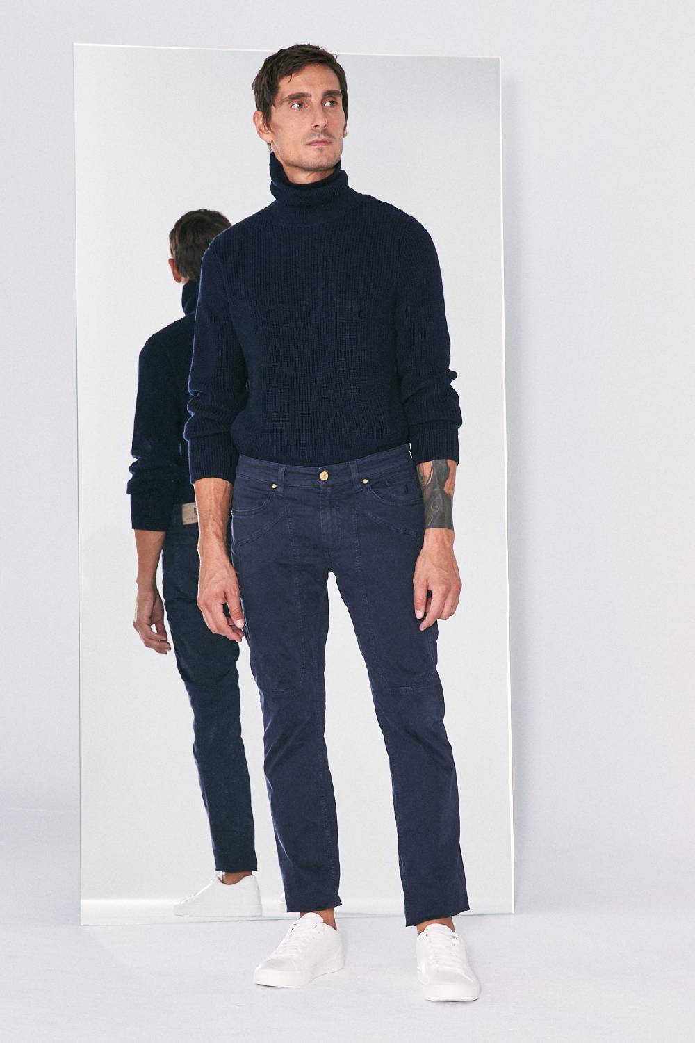 Jeckerson Pantalone slim fit in raso stretch con toppa In Saldo