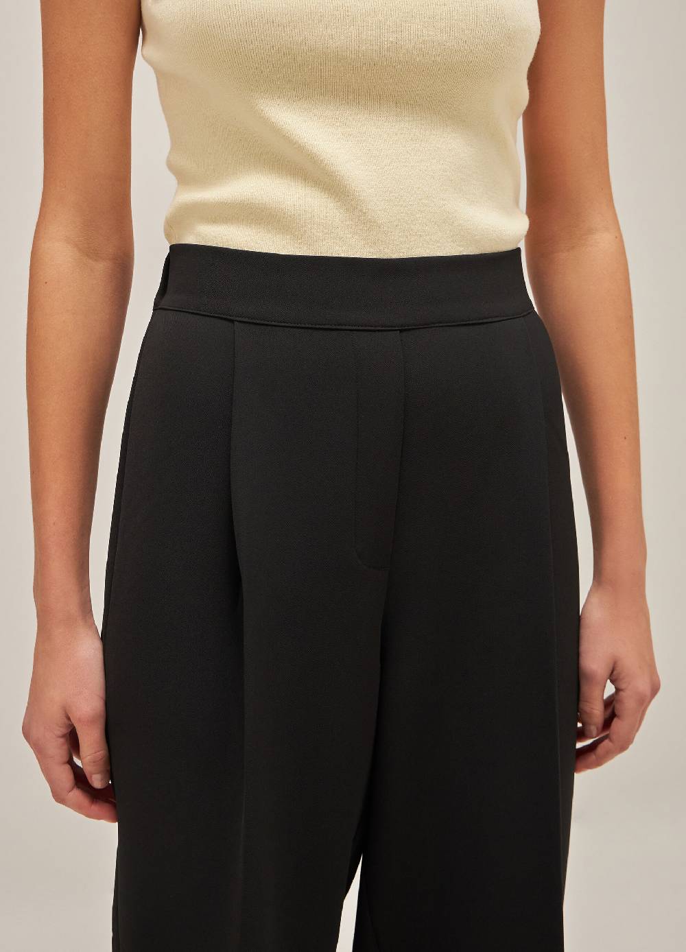 LES COPAINSPantaloni slouchy con elastico Acquista Ora
