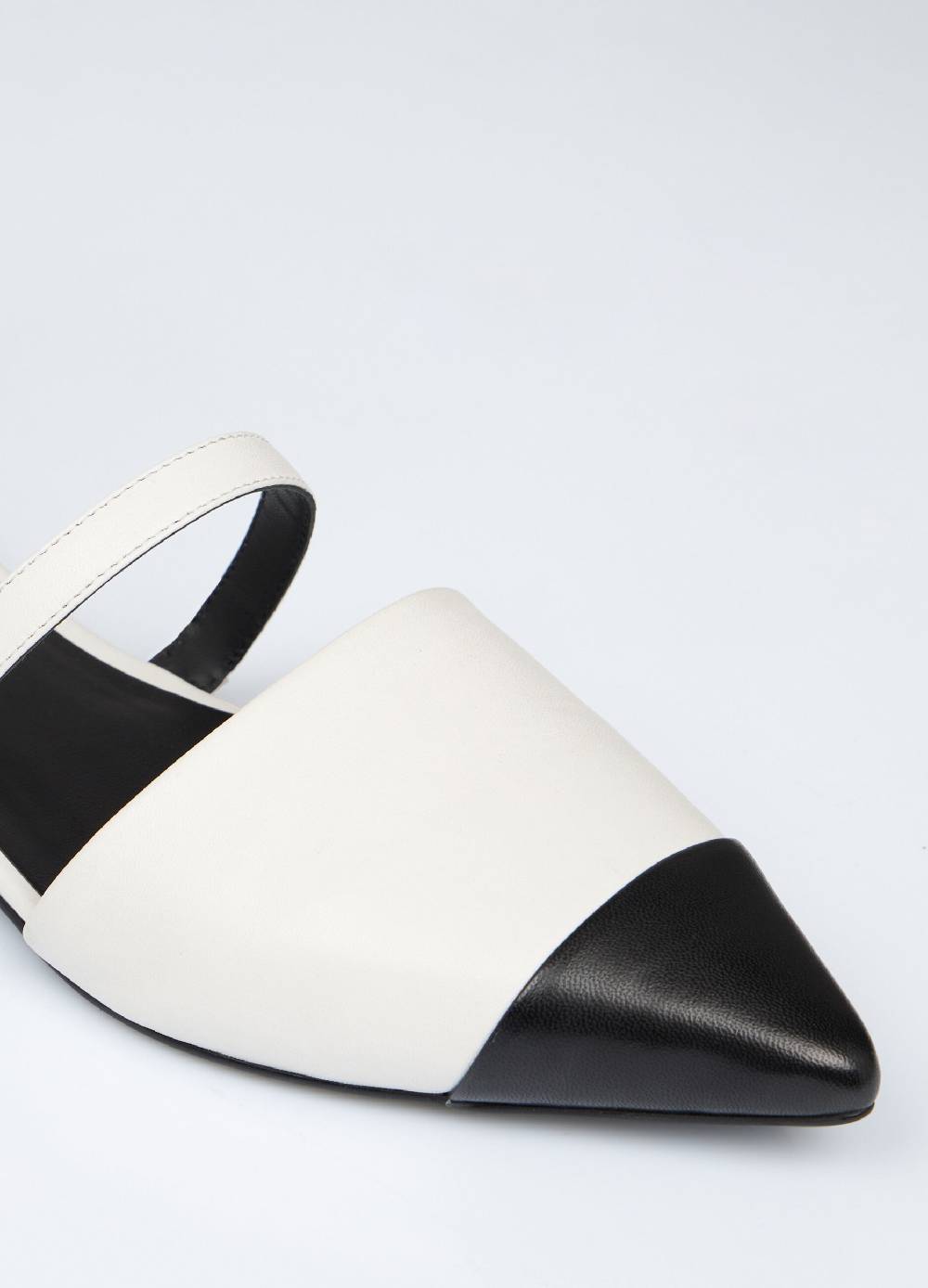 LES COPAINSBallerine in vera pelle con laccetto alla caviglia Fino Al -60%