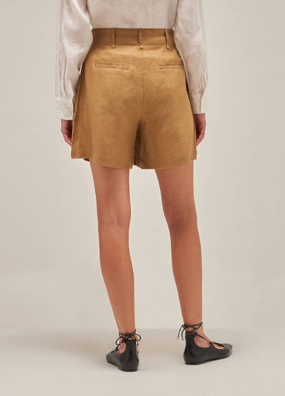 LES COPAINSBermuda in lino con pince Moda