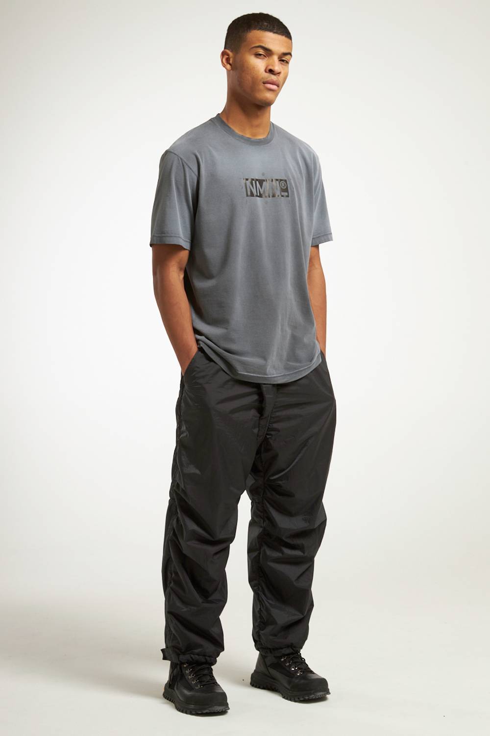 NemeN NMN_I22153T_149 [VENSE – HAND SPRAYED T-SHIRT] Convenienza