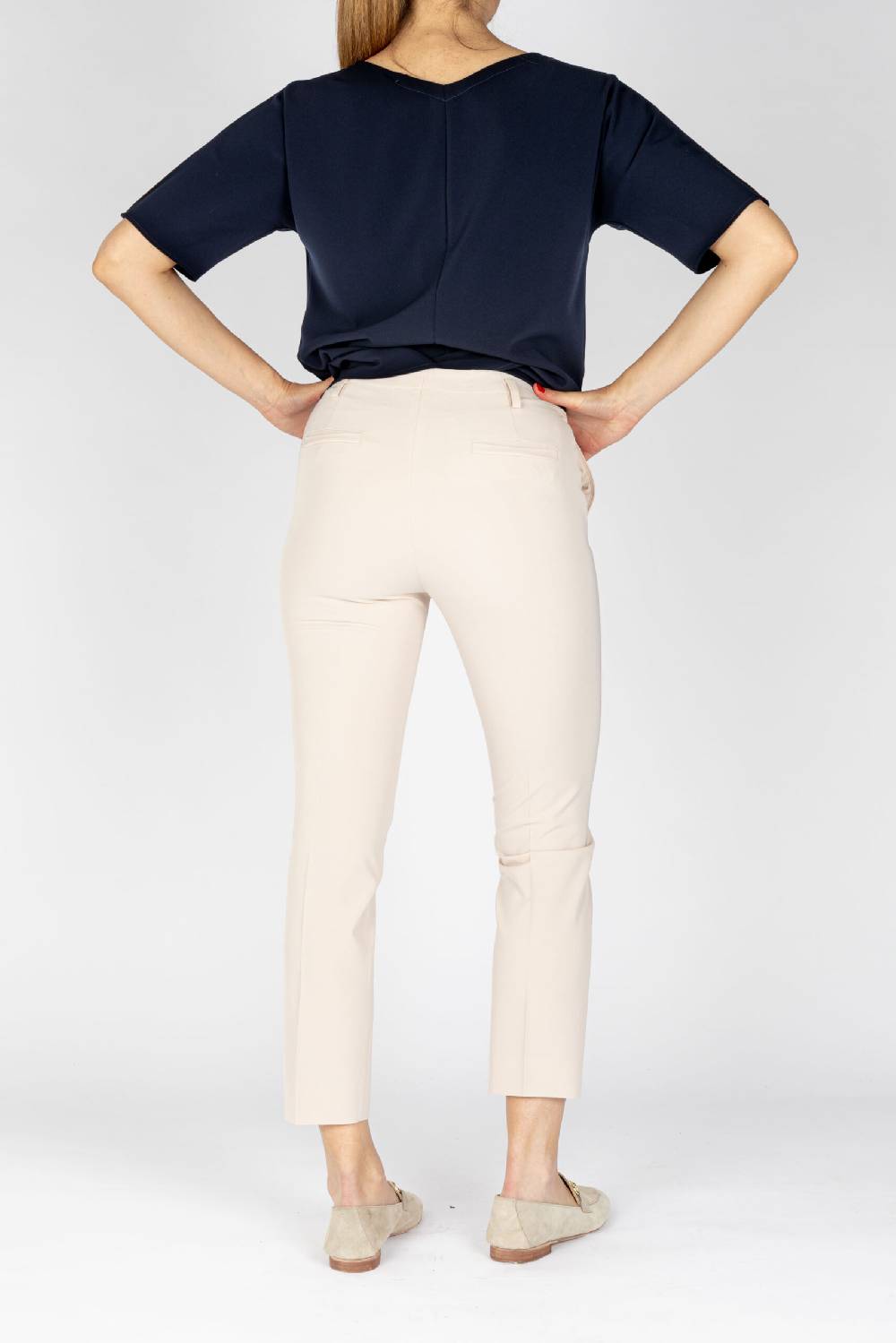 L.Pucci Pantaloni modello gamba stretta tessuto tecnico stretch colore avorio 2025