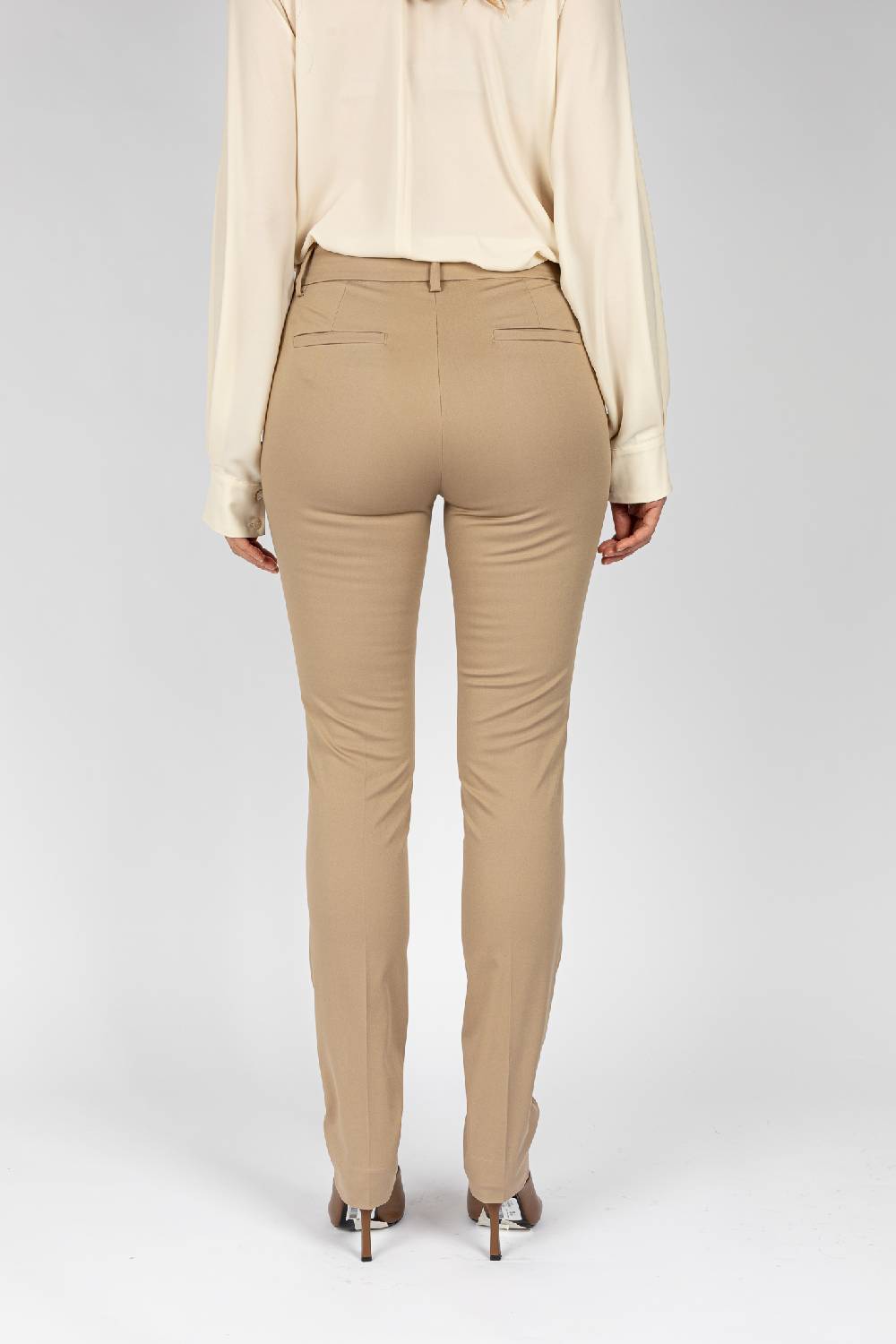 L.Pucci Pantaloni tessuto colore beige, gamba regolare Shopping Online