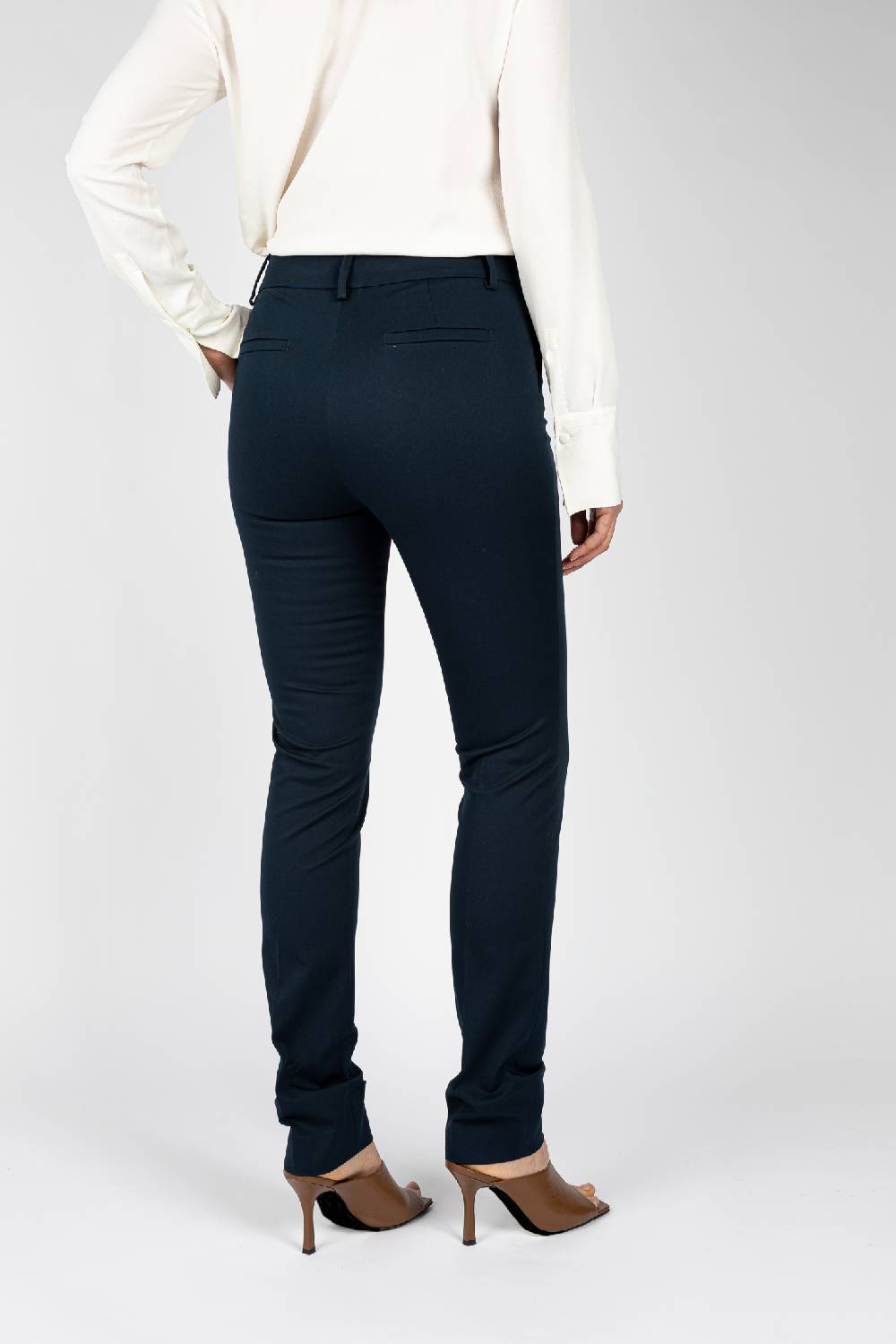 L.Pucci Pantaloni tessuto colore blu, gamba regolare Affare Del Giorno