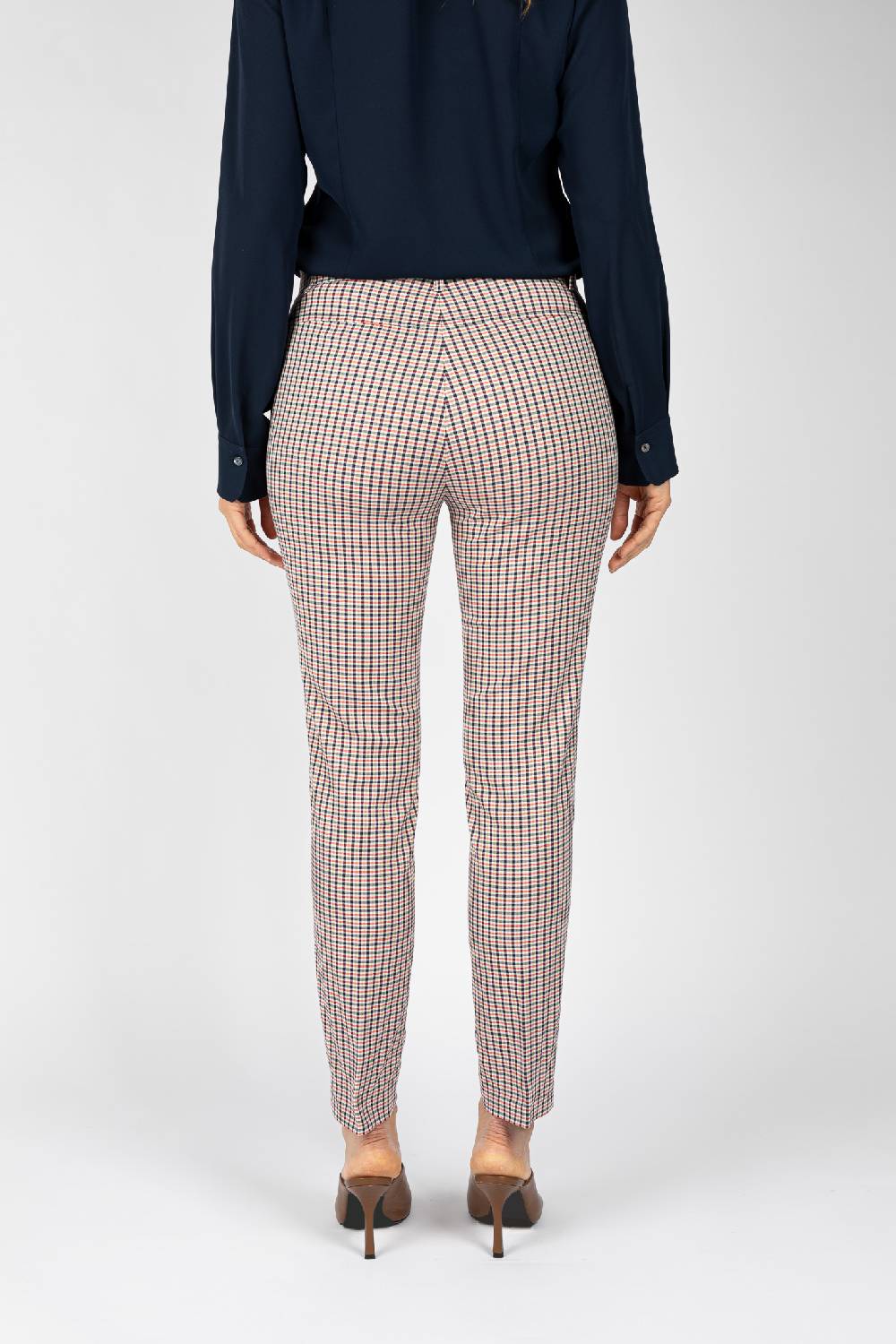 L.Pucci Pantaloni disegno quadretto in colore bianco-rosso-blu, linea a sigaretta In Saldo