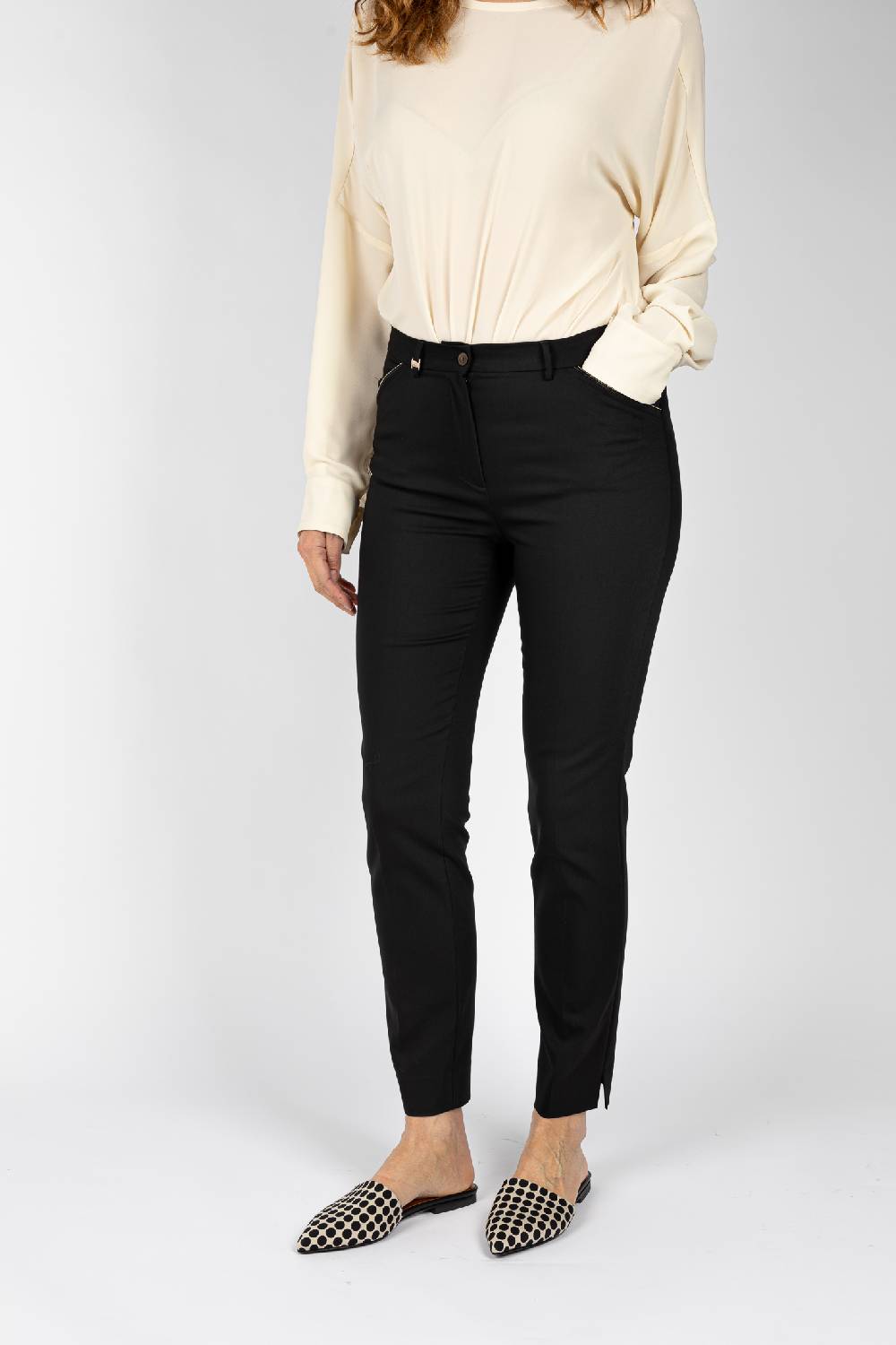L.Pucci Pantaloni colore nero, linea a sigaretta Economico