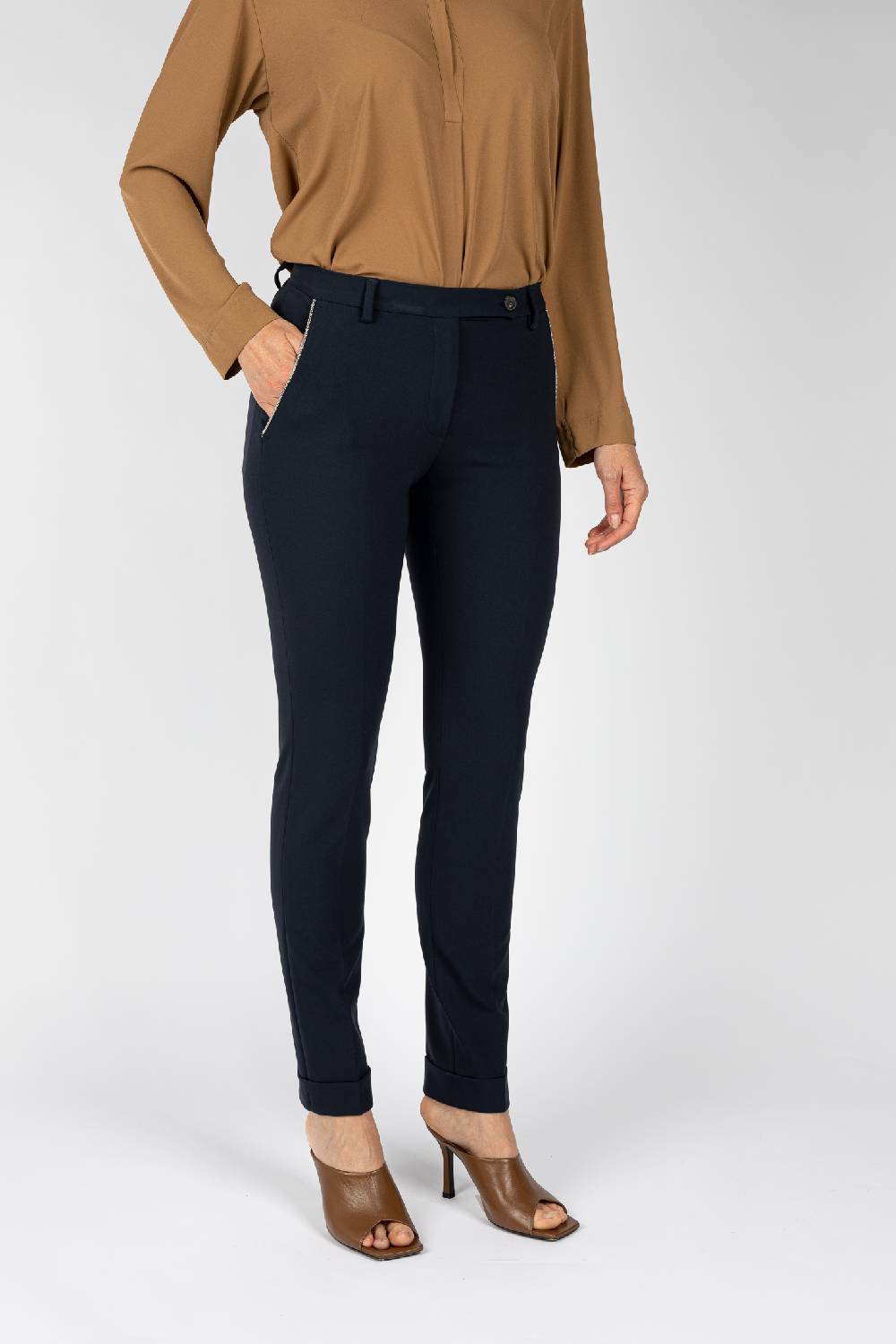 L.Pucci Pantaloni gamba regolare con rovescia colore blu Offerte