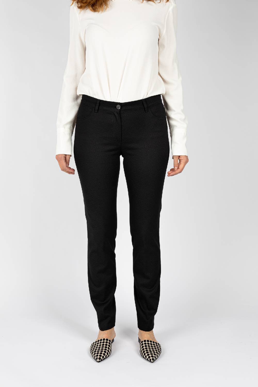 L.Pucci Pantaloni Jeans modello gamba regolare colore nero