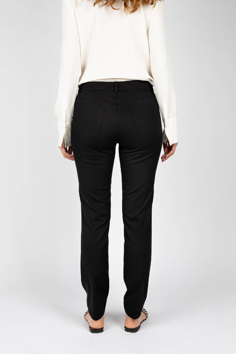 L.Pucci Pantaloni Jeans modello gamba regolare colore nero Saldi Di Fabbrica