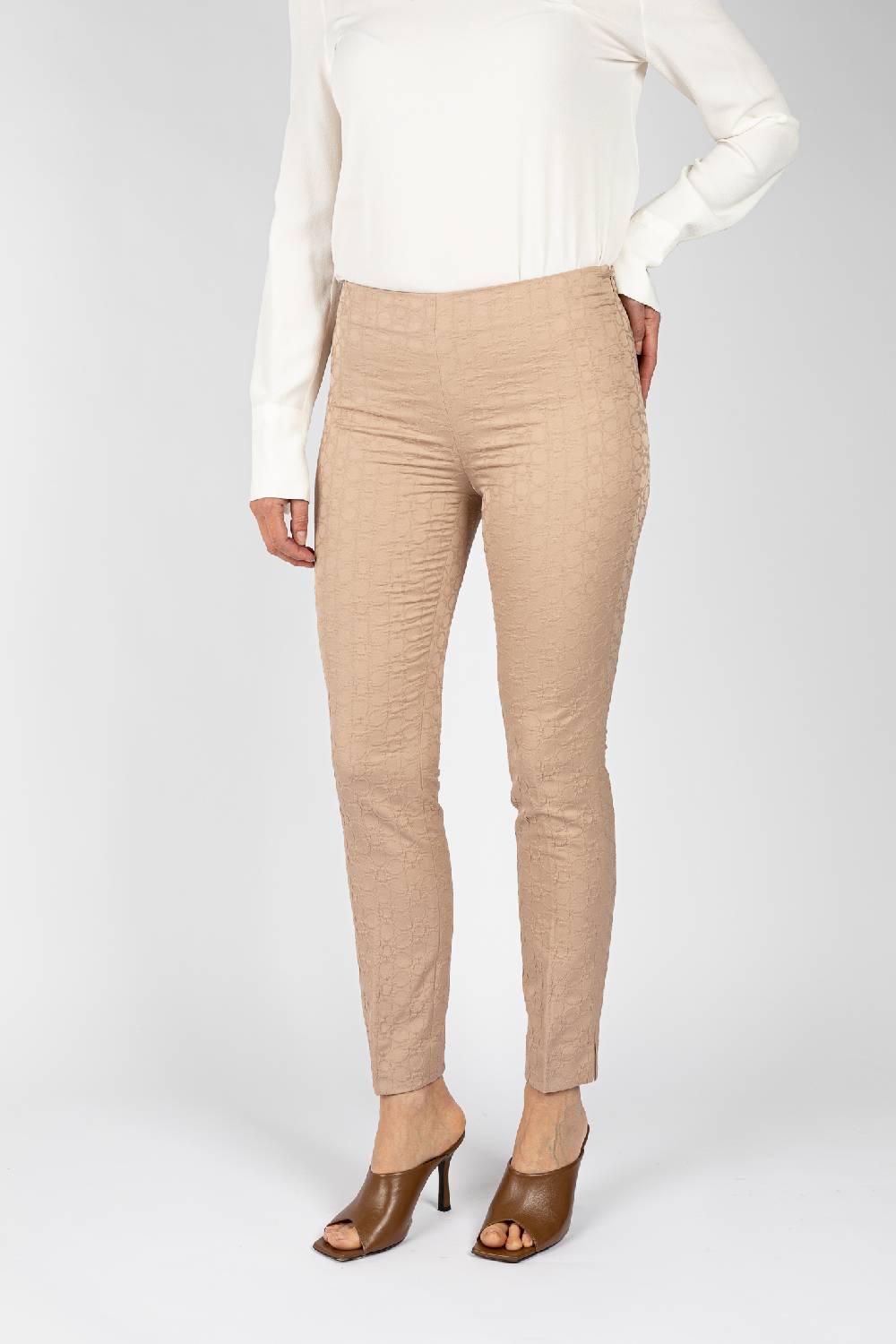 L.Pucci Pantaloni jacquard a fiore colore beige, linea stretta Shopping online