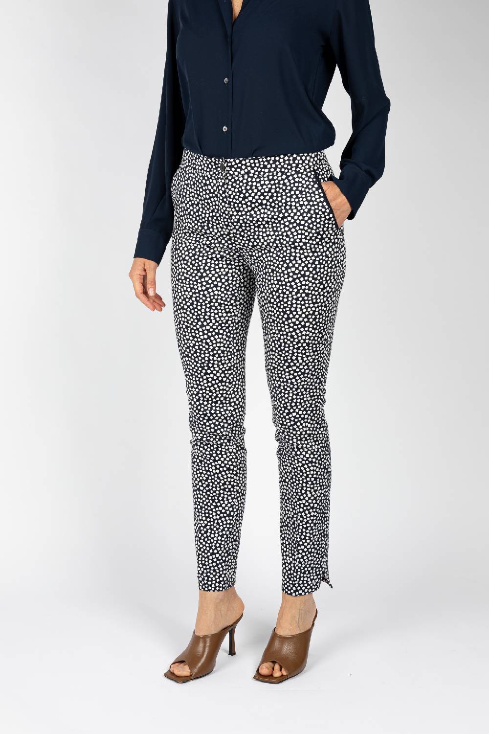 L.Pucci Pantaloni da donna blu linea dritta spacchetti al fondo 2025