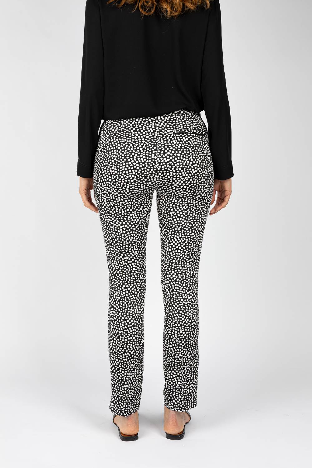 L.Pucci Pantaloni da donna nero linea dritta spacchetti al fondo In Linea