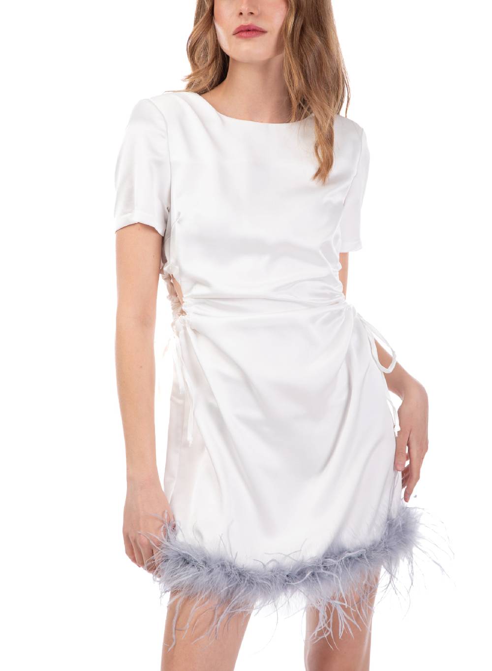Le Volière Vestito scivolato bianco con fori e piume 2025