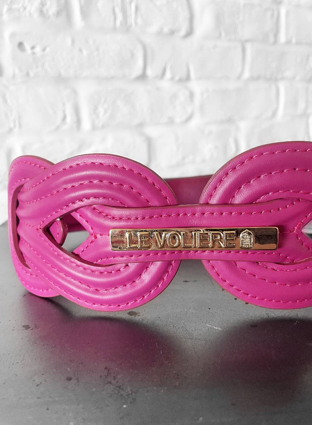 Le Volière Cintura fucsia con targhetta oro Promozione Limitata