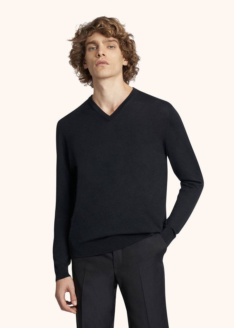 Kiton MAGLIA SCOLLO V LANA UK865K5 Spedizione Gratuita