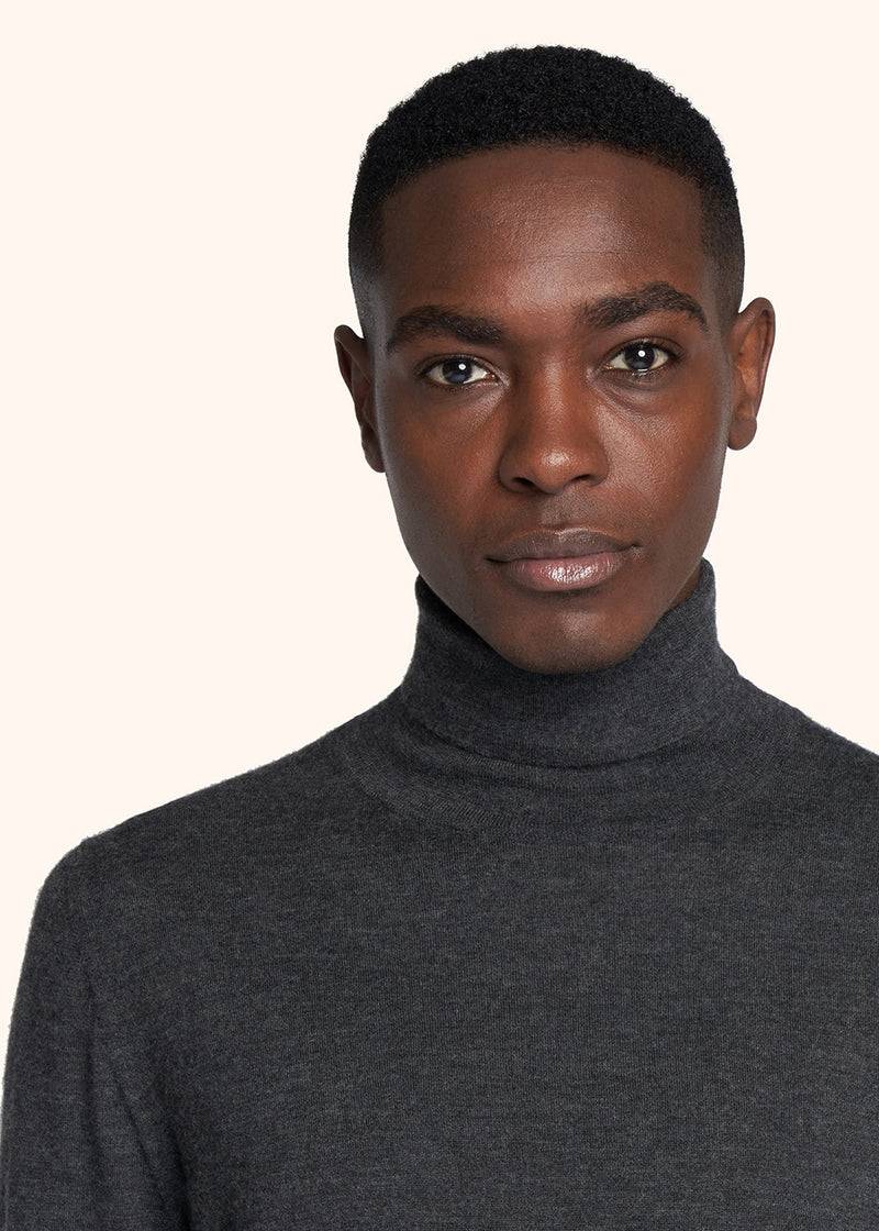 Kiton MAGLIA COLLO ALTO Cashmere UK04W22984 Saldi