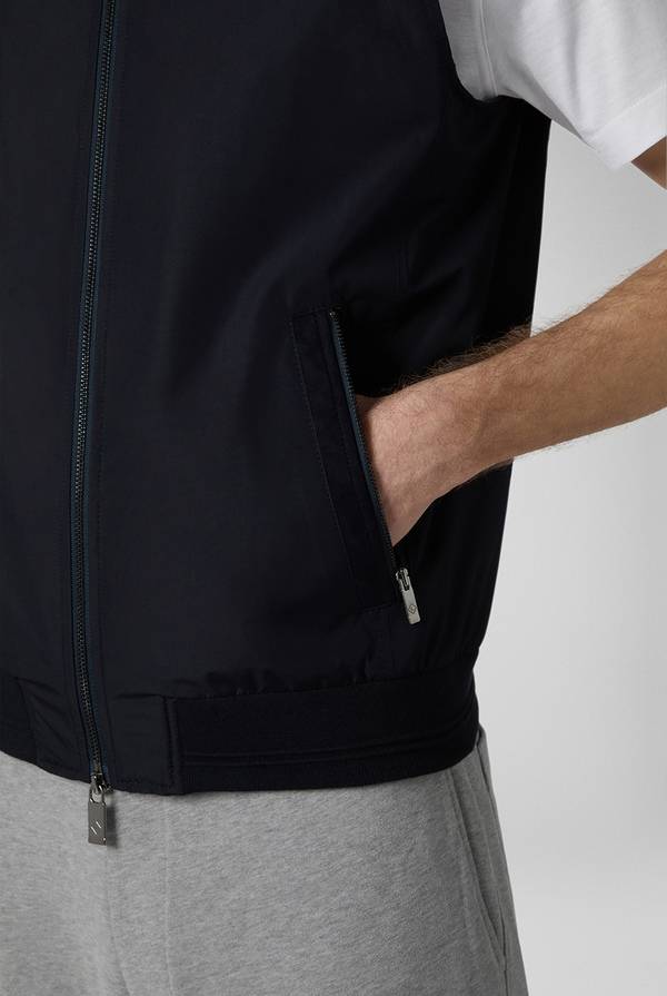 Lab. Pal Zileri Outerwear gilet in nylon ultra leggero Fino Al -60%