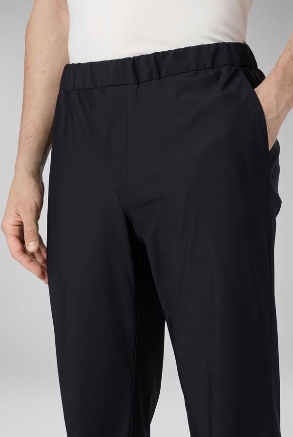 Lab. Pal Zileri Pantaloni leggeri in tessuto tecnico Sottocosto