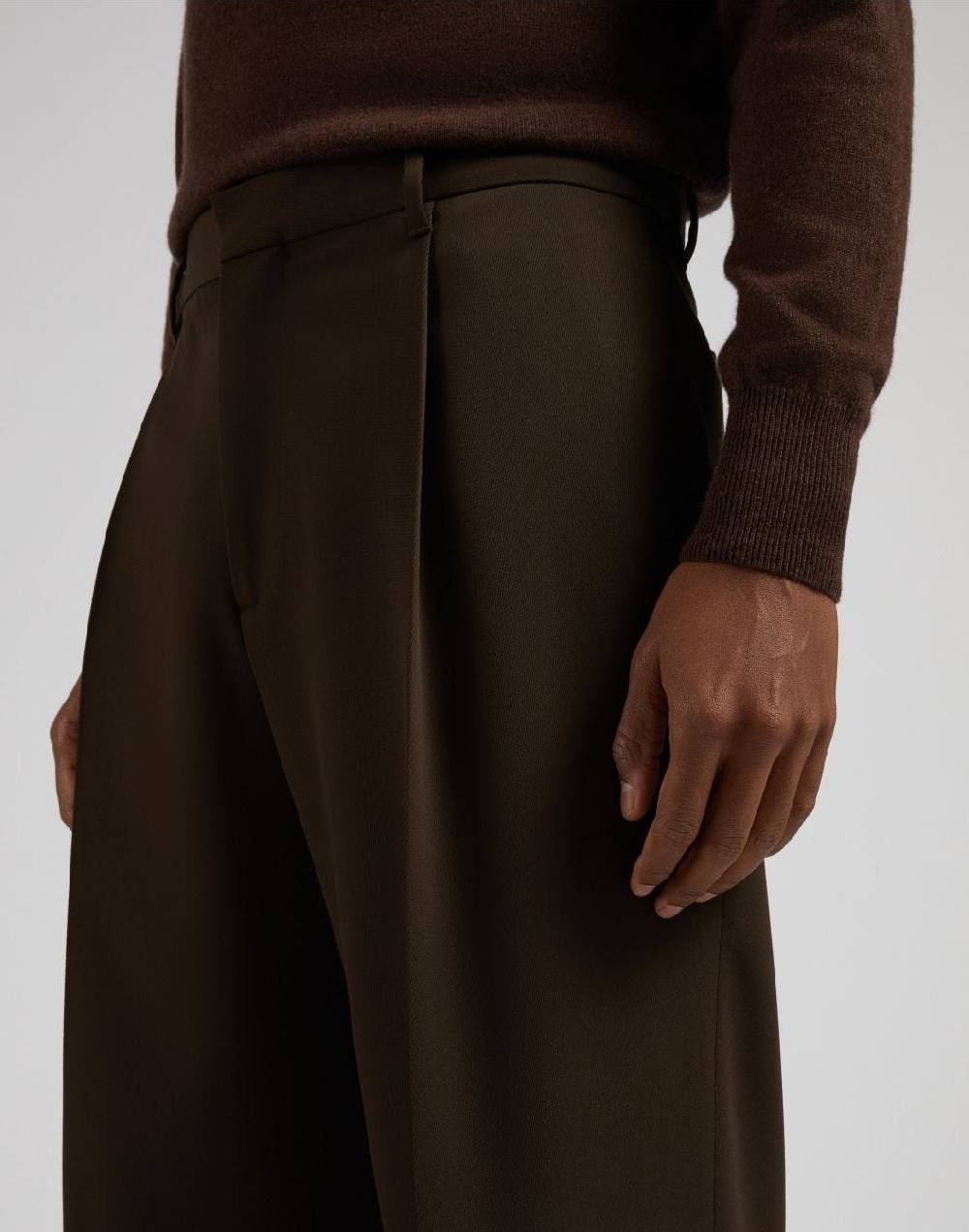 Lardini Pantalone miami marrone in tessuto fluido di pura lana Spedizione Gratuita