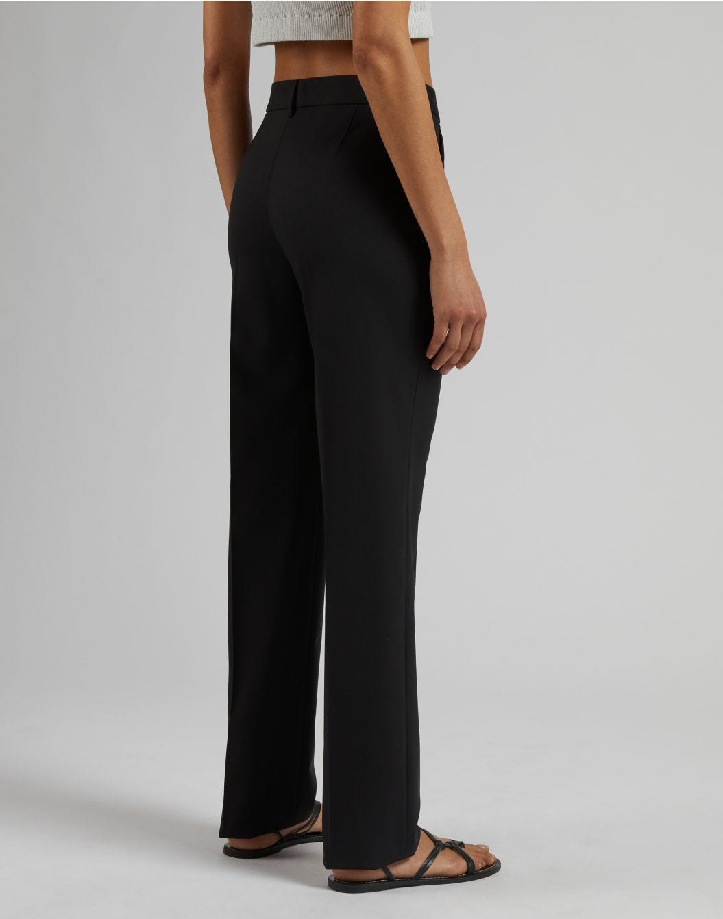 Lardini Pantalone nero gamba dritta regolare in tessuto di lana stretch Prezzo Ridotto