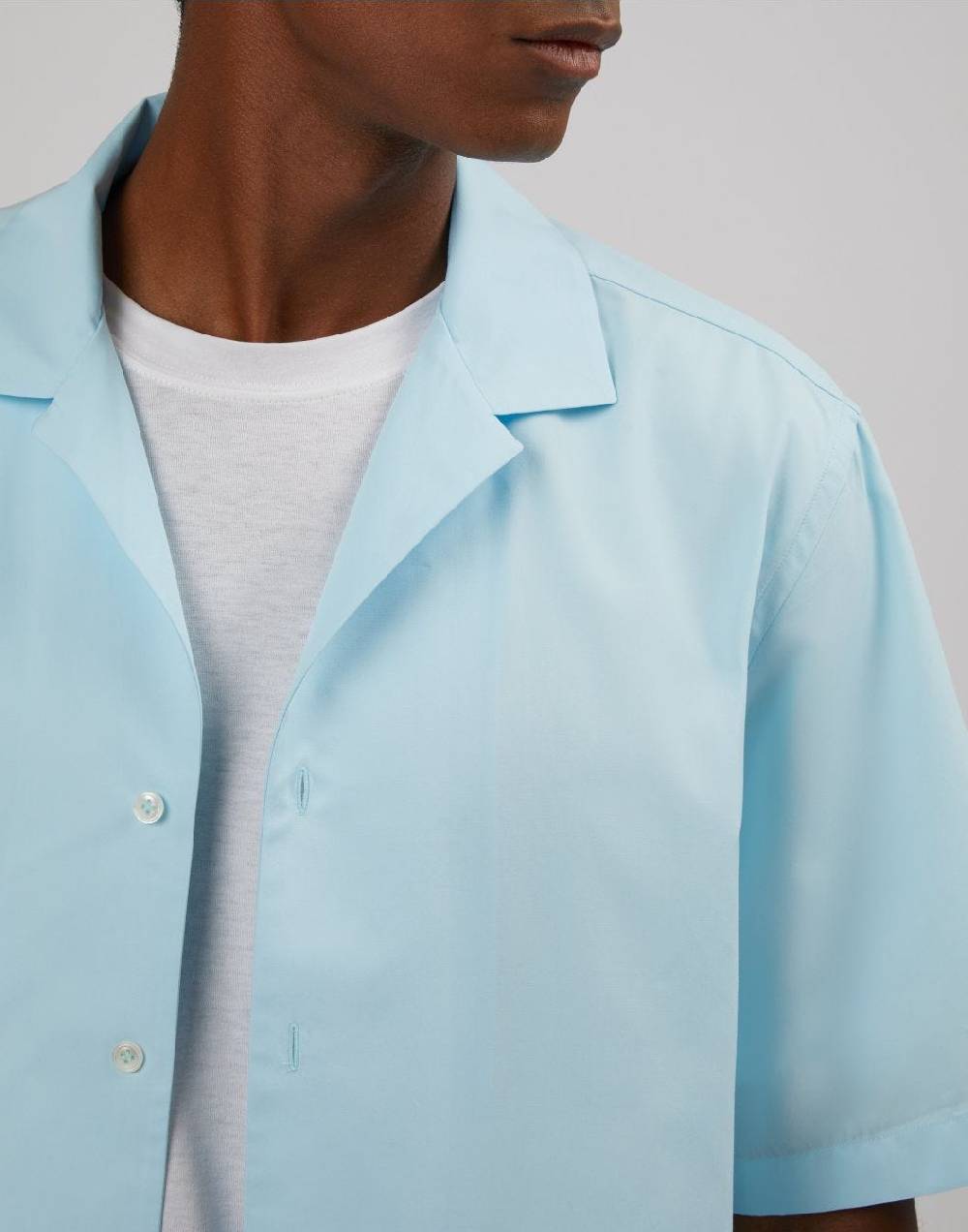 Lardini Camicia azzurra in popeline soft touch 2025