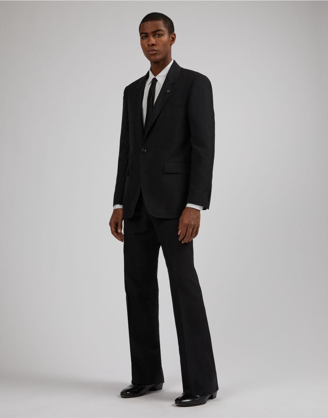 Lardini Blazer attitude nero monopetto in lana e mohair In Linea