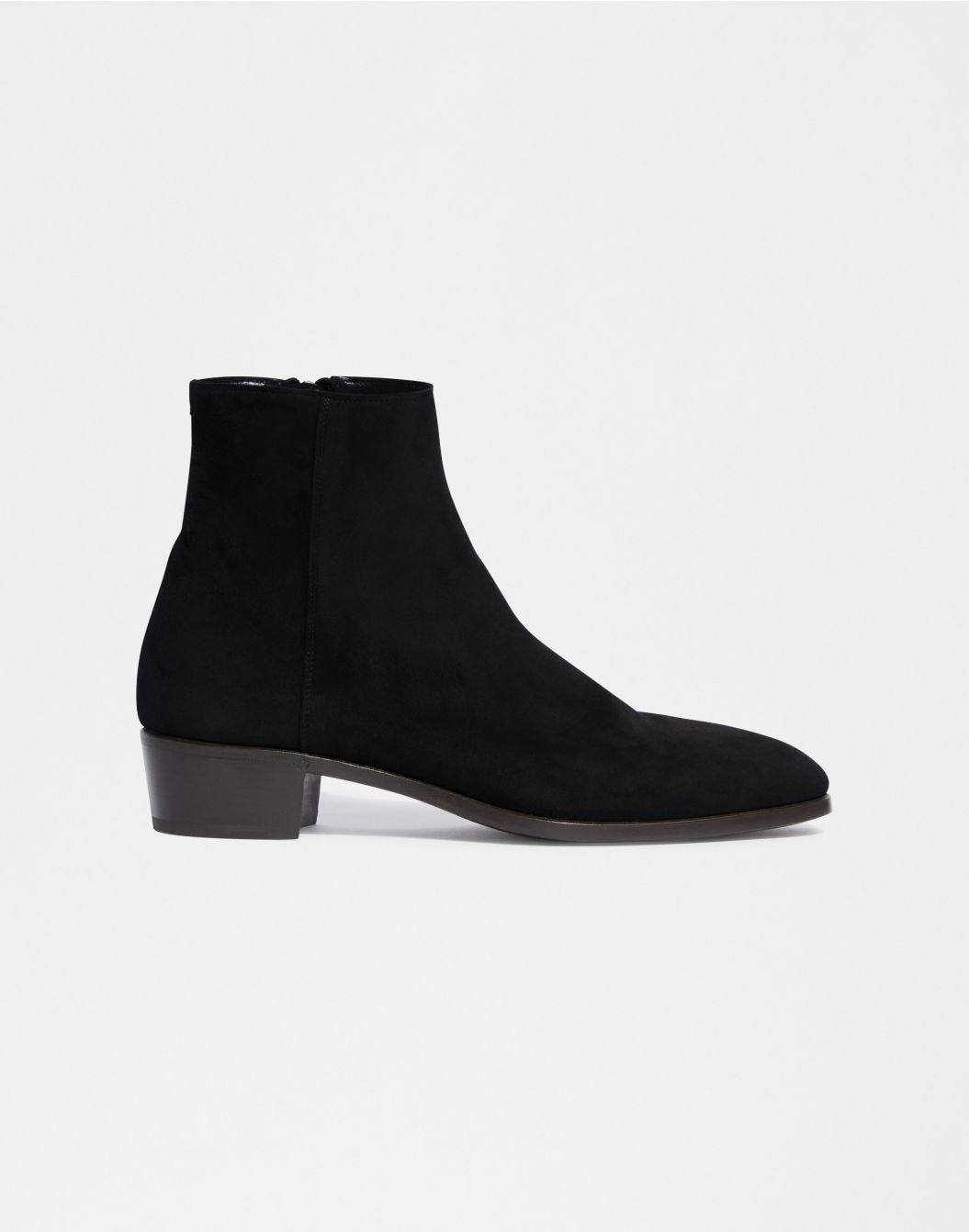 Lardini Stivaletto nero in pelle di ovino scamosciata Italia