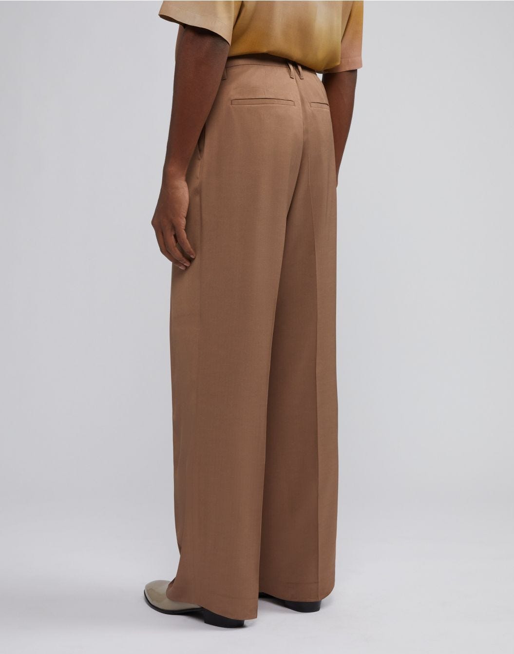Lardini Pantalone comfort miami in viscosa nocciola Qualità