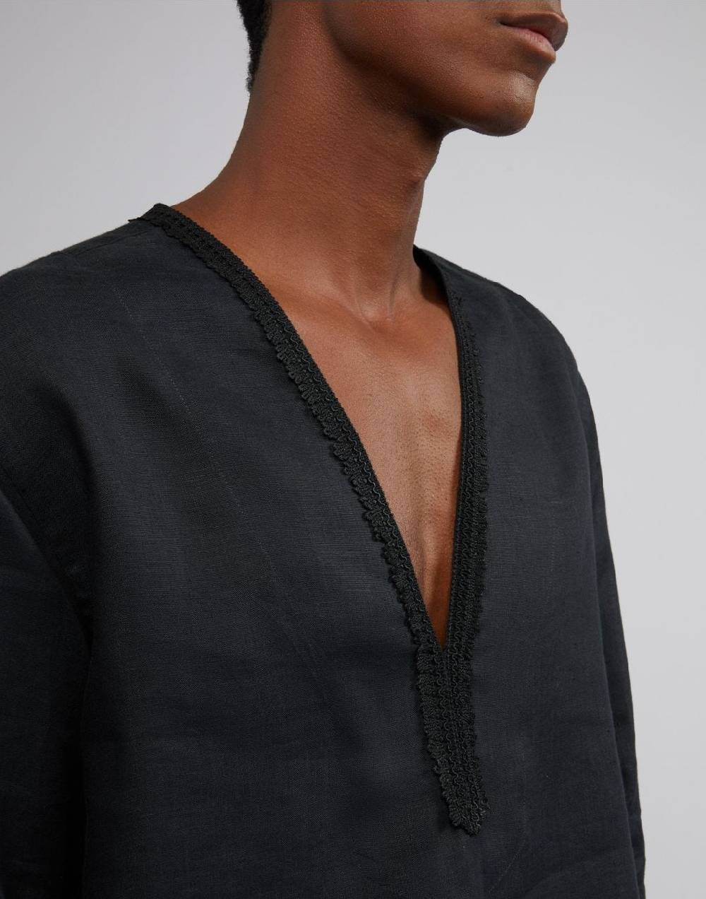 Lardini Camicia in tela di lino nera senza collo Vendita