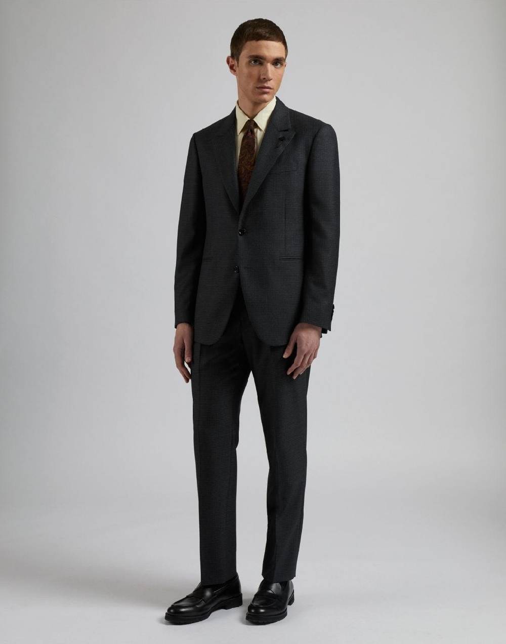Lardini Abito linea feeling grigio-nero in tessuto damier in pura lana Presa