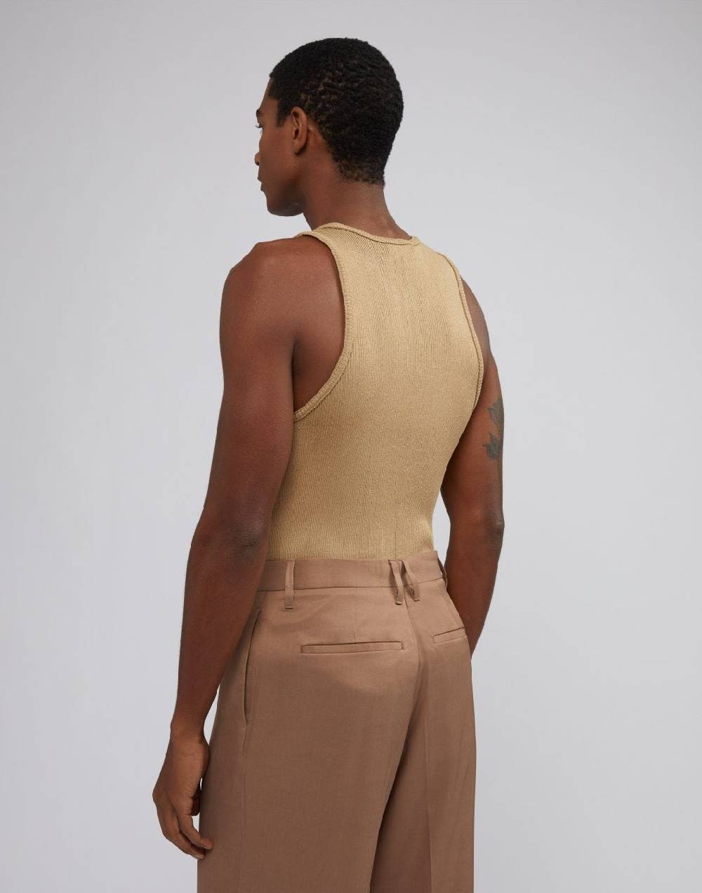 Lardini Canotta in maglia beige con costina Vendita Calda