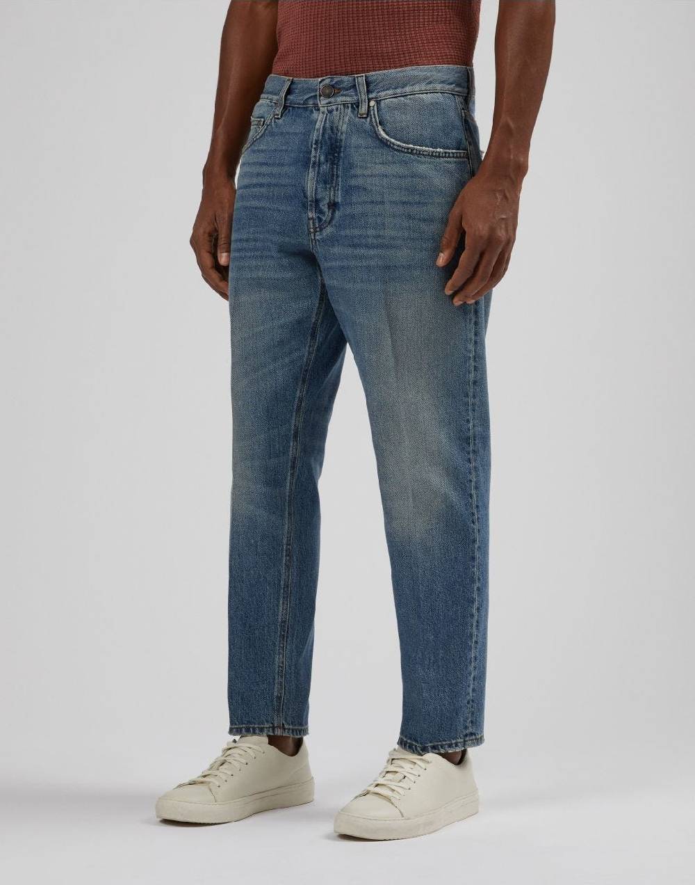 Lardini Jeans carrot in denim di cotone Nuovo