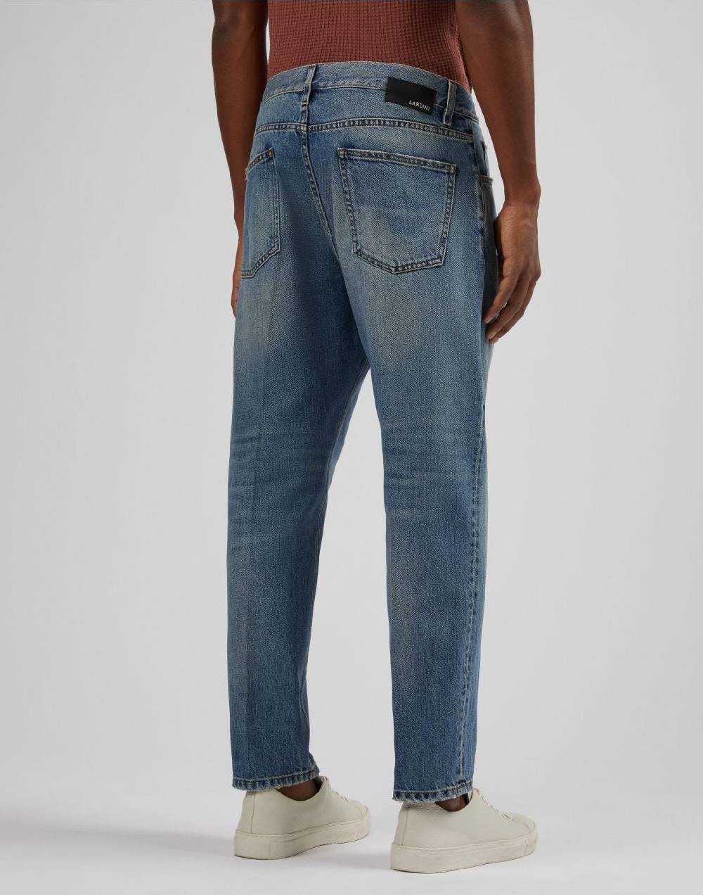 Lardini Jeans carrot in denim di cotone Nuovo