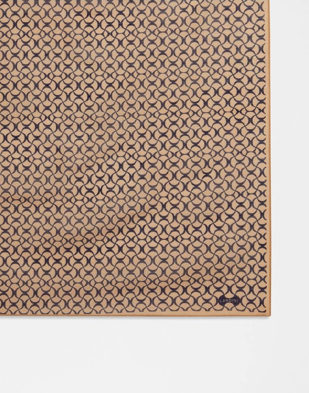 Lardini Foulard in seta con disegno geometrico Soddisfazione Garantita