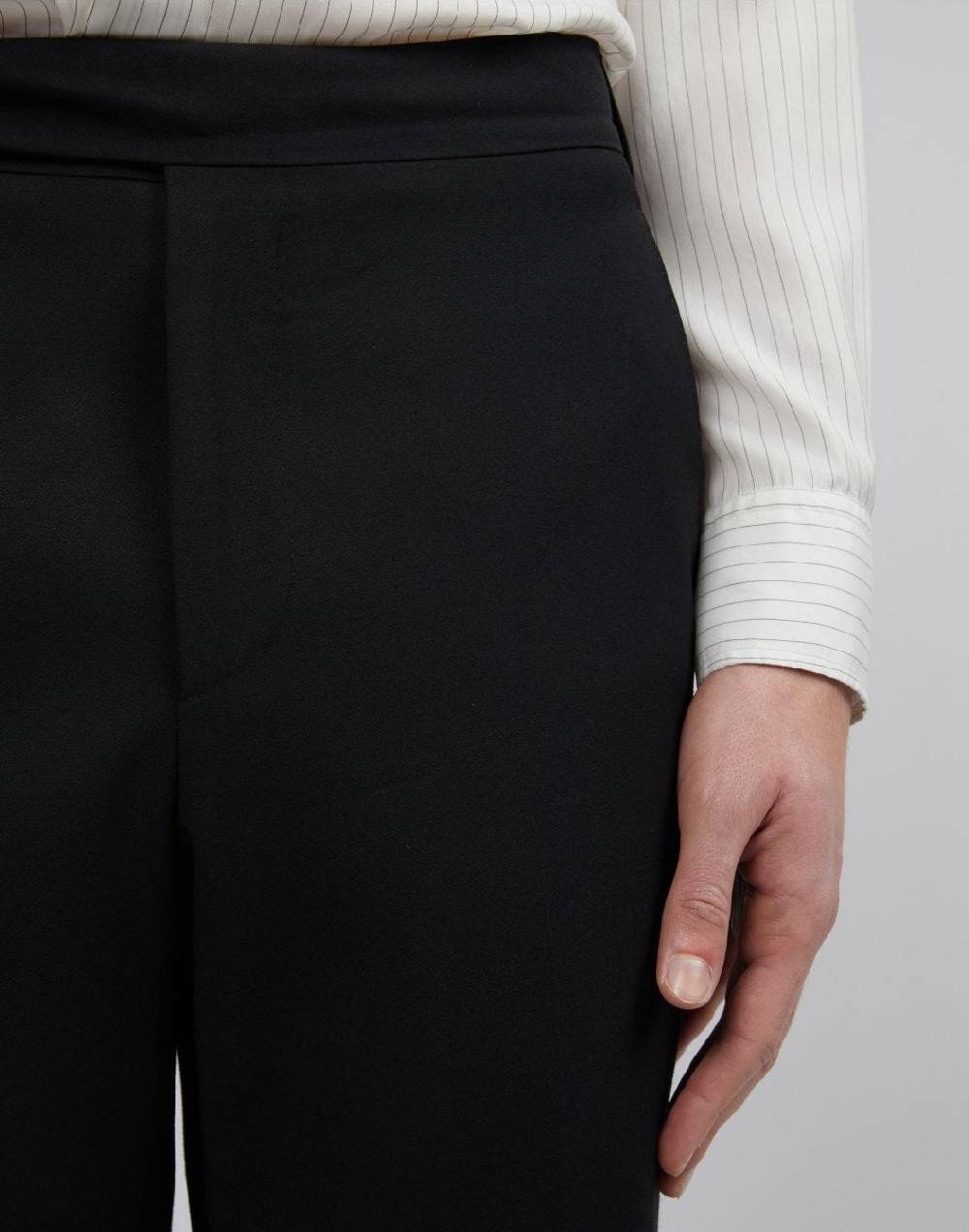 Lardini Pantalone nero attitude in viscosa di lana e seta Shopping Online