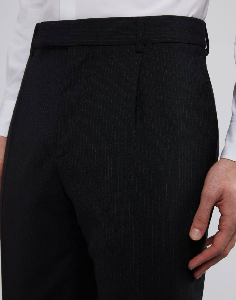 Lardini Pantalone nero con gessatura a contrasto Prezzo Ridotto
