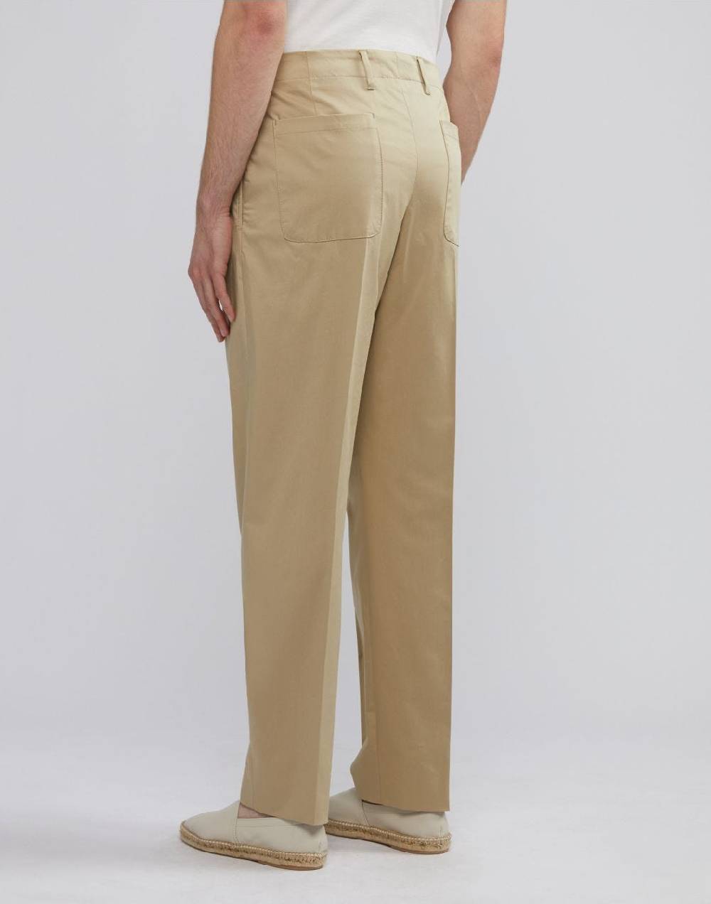 Lardini Pantalone beige in satin stretch di cotone Moda