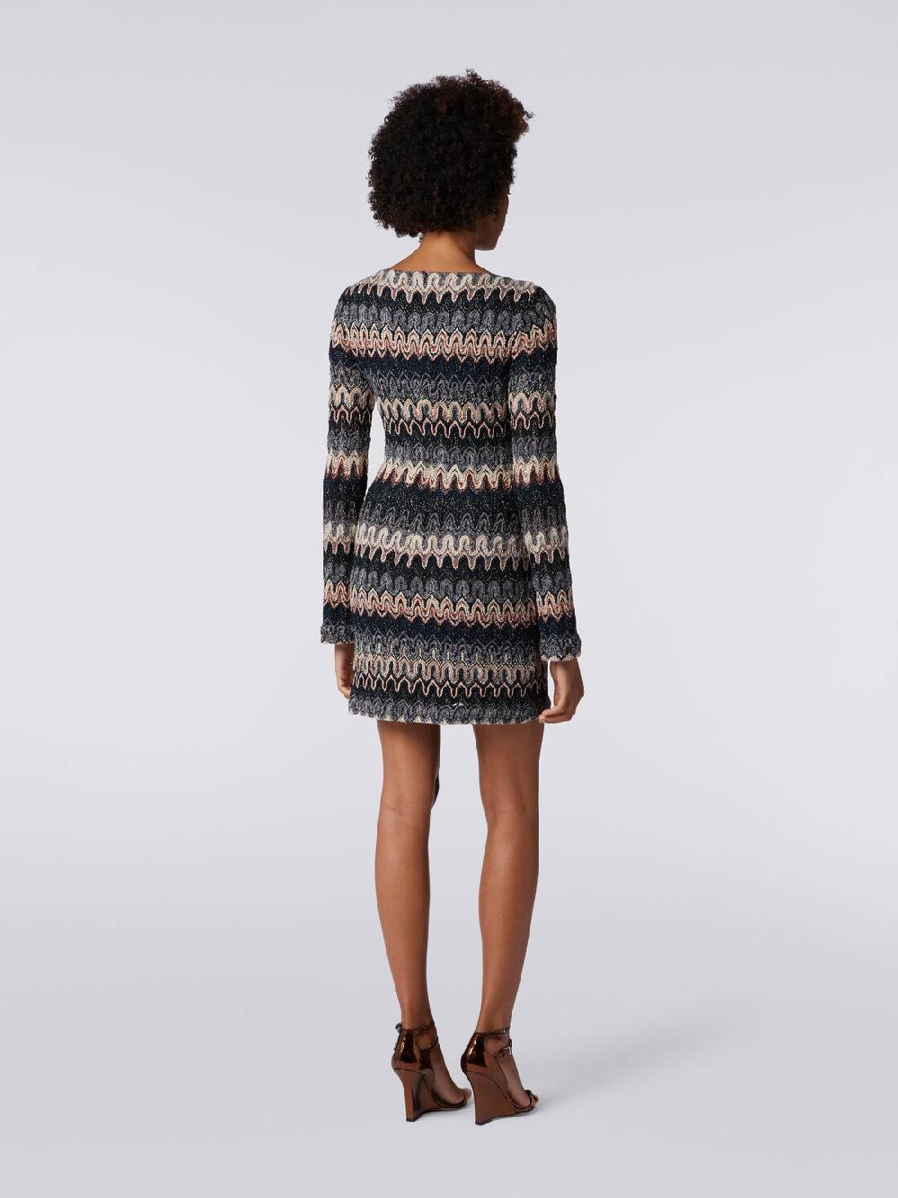 Missoni Mini-abito a maniche lunghe in misto viscosa motivo a onde Vendita Economica