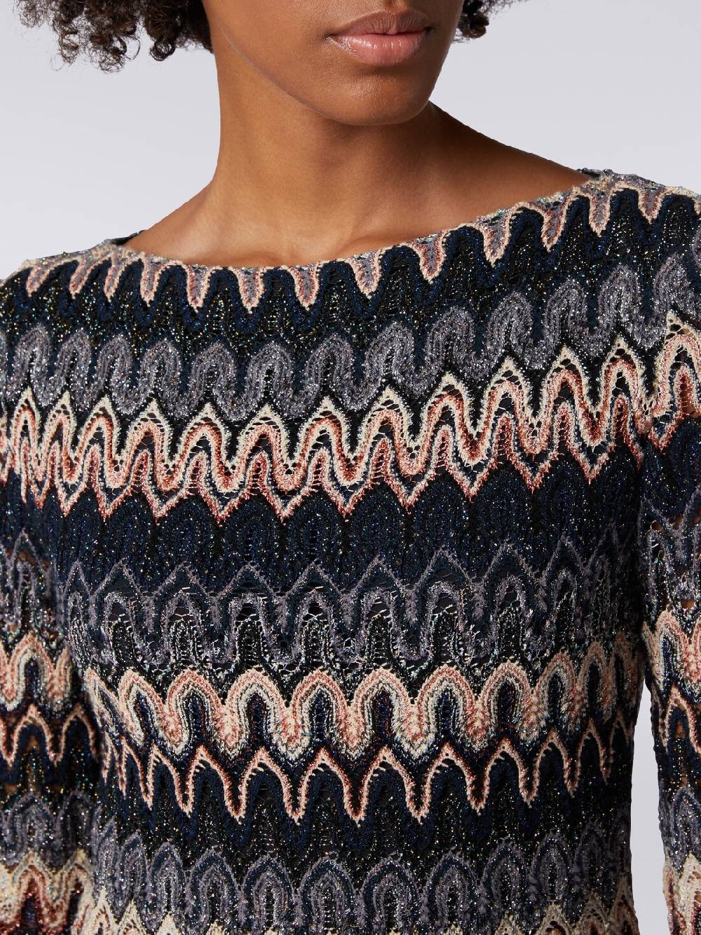 Missoni Mini-abito a maniche lunghe in misto viscosa motivo a onde Vendita Economica
