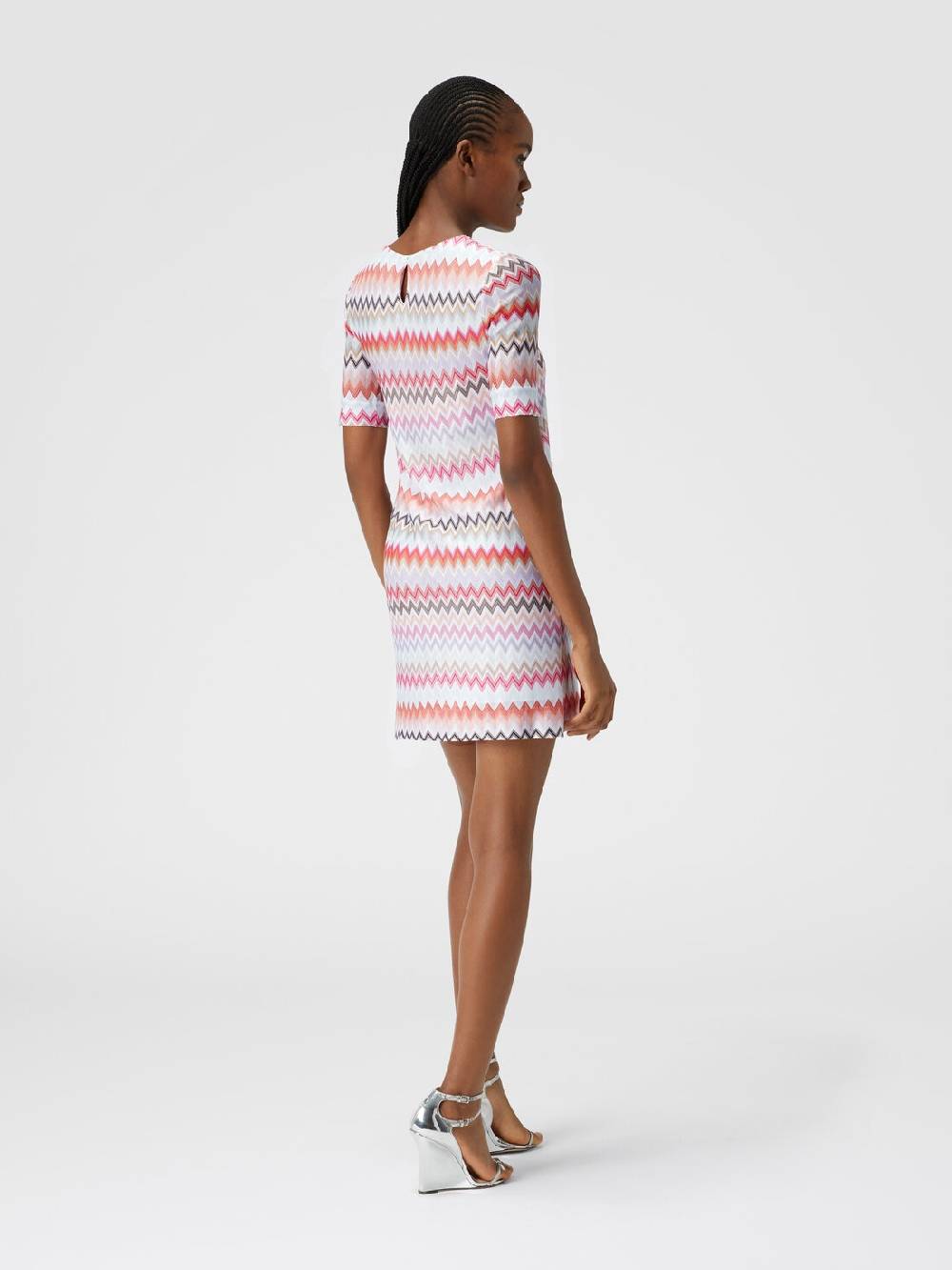 Missoni Abito a maniche corte in cotone e viscosa zig zag Fino al 55% di sconto