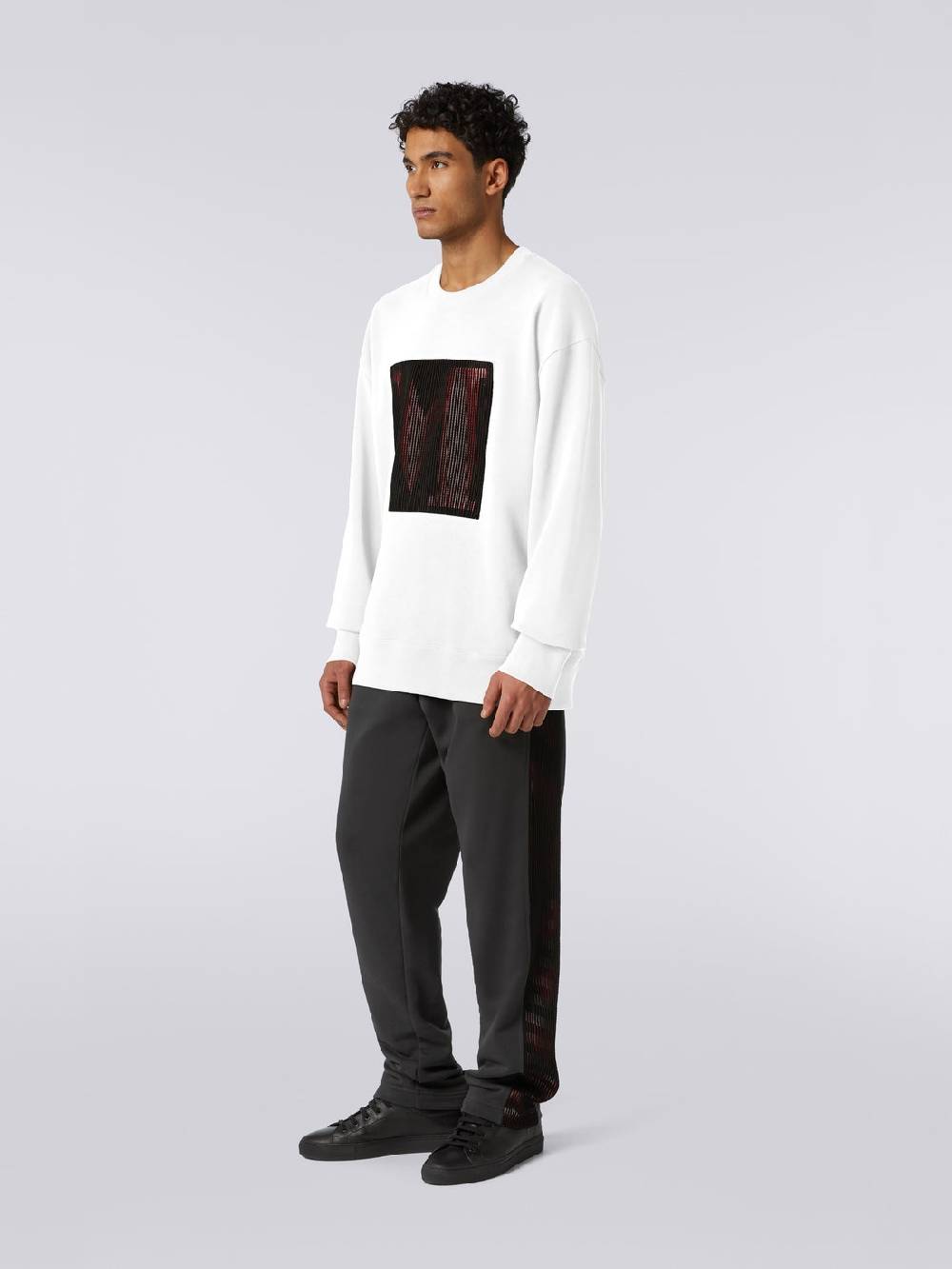 Missoni Felpa girocollo in cotone con macro-logo in collaborazione con Mike Maignan Bestseller