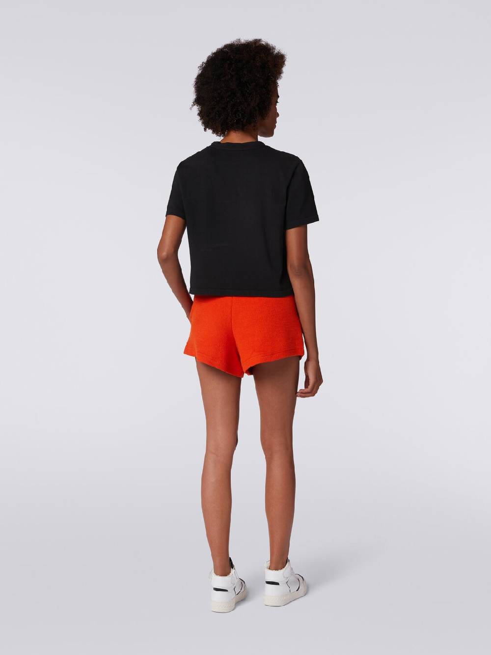 Missoni T-shirt girocollo crop in cotone con logo Sconti questo mese