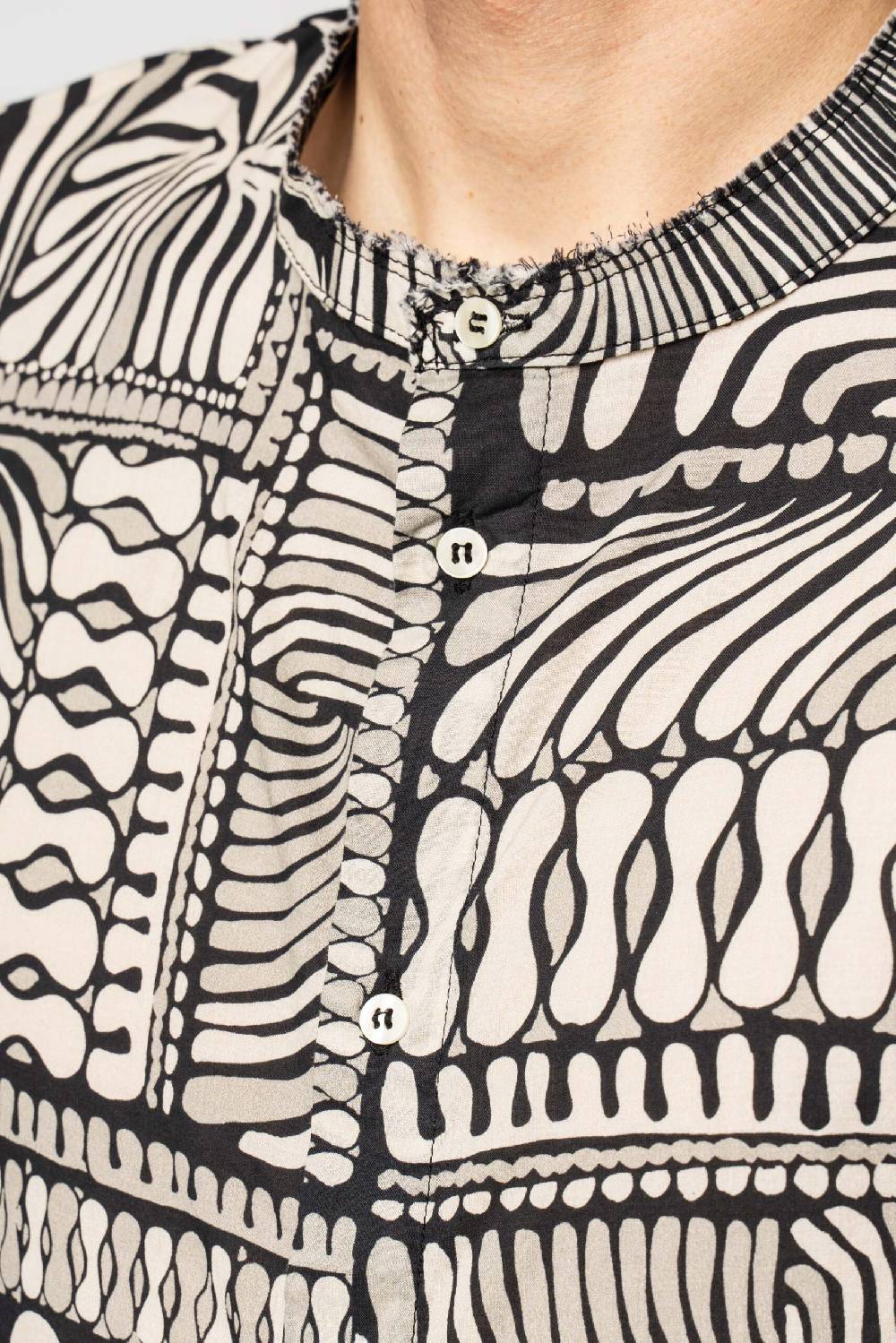 Officina 36 Camicia nera in mussola stampata Negozi Online
