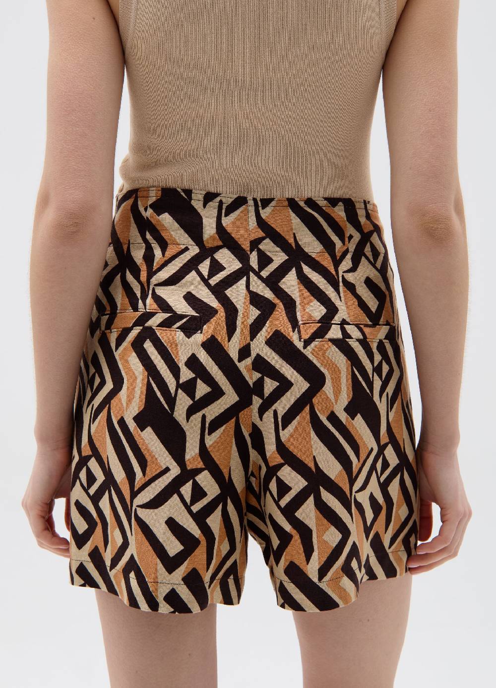 Ovs Shorts in lino e viscosa con pinces Sottocosto