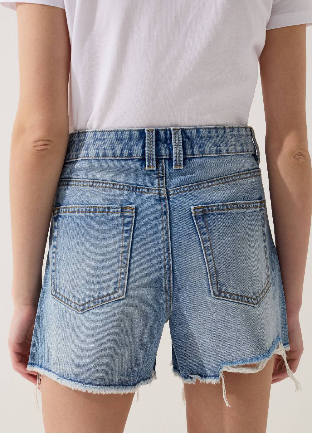 Ovs Shorts in denim con strappi a vita alta Qualità