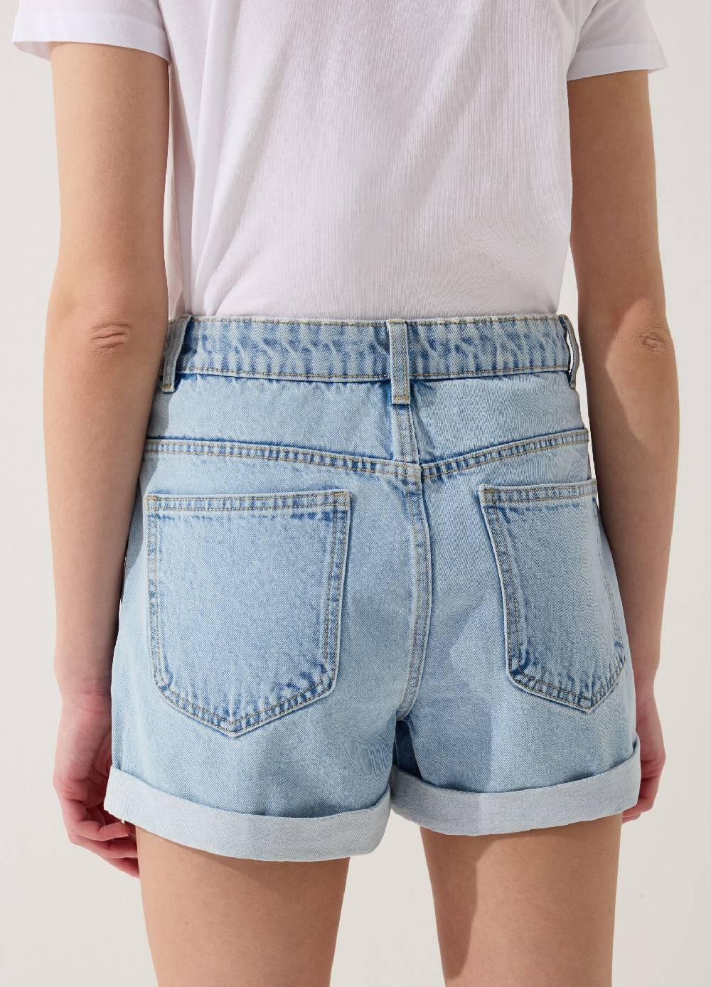 Ovs Shorts mom fit in denim Vendita calda